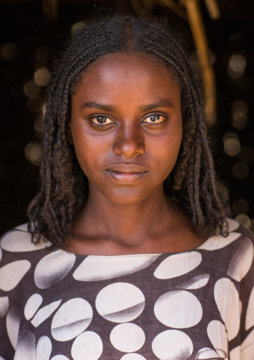 Portrait of an afar tribe teenage girl, Afar region, Afambo, Ethiopia