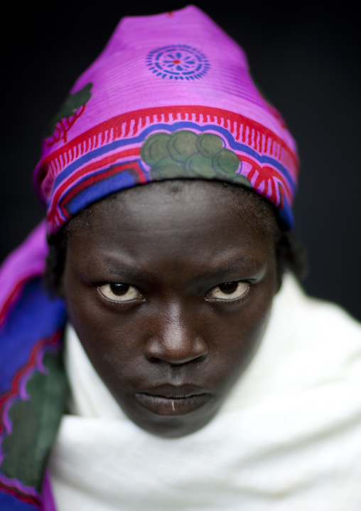 Menit girl, Tum market, Omo valley, Ethiopia