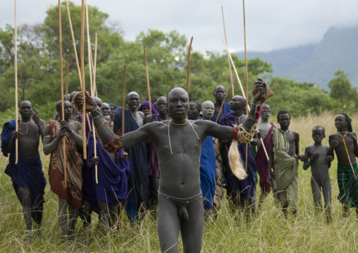 Donga stick fighting in Suri tribe, Tulgit, Omo valley, Ethiopia