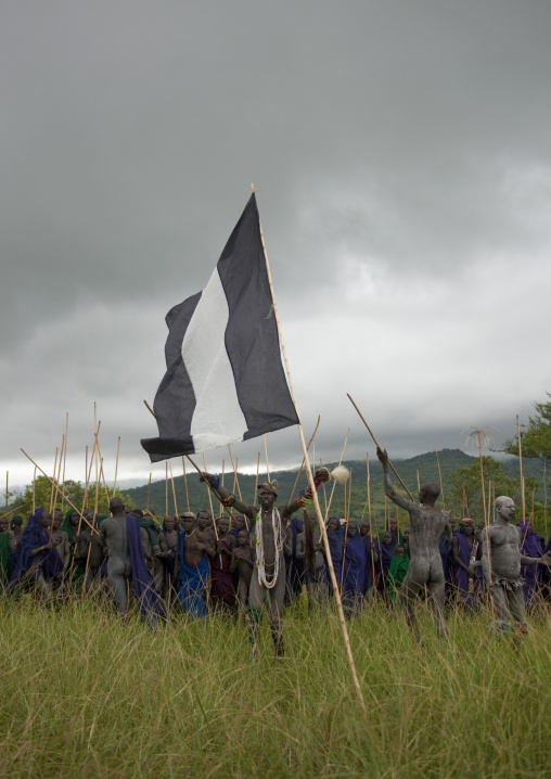 Donga stick fighting in Suri tribe, Tulgit, Omo valley, Ethiopia