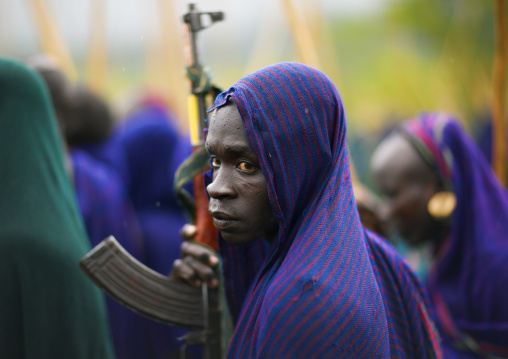 Donga stick fighting in Suri tribe, Tulgit, Omo valley, Ethiopia