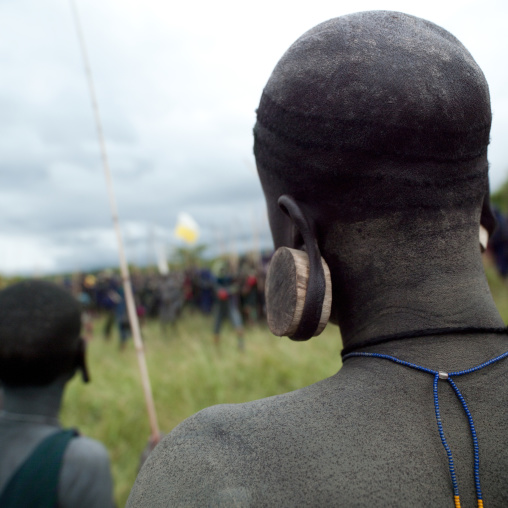 Donga stick fighting in Suri tribe, Tulgit, Omo valley, Ethiopia