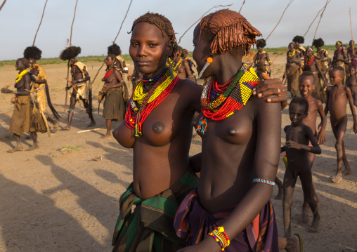 Teenage girls during the Dimi ceremony in Dassanech tribe to celebrate circumcision of teenagers, Turkana County, Omorate, Ethiopia