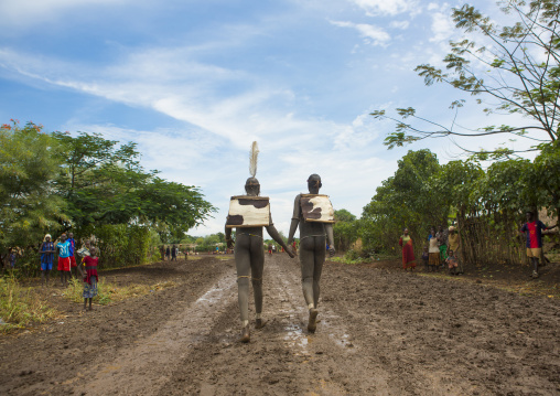 Bodi Tribe Fat Men Going To The Kael Ceremony, Hana Mursi, Omo Valley, Ethiopia