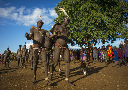 Bodi Tribe Fat Men Running During Kael Ceremony, Hana Mursi, Omo Valley, Ethiopia