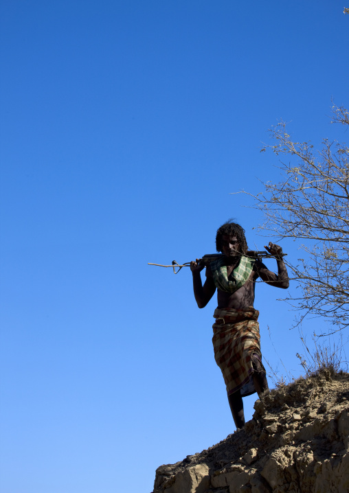 Afar tribe warrior, Assaita, Afar regional state, Ethiopia