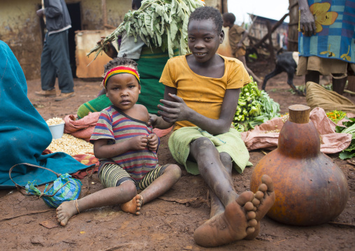 Girls from menit tribe in the market, Jemu, Omo valley, Ethiopia