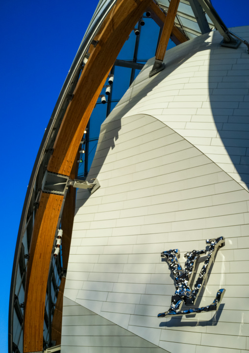 Detail Of Glass Sails Of The Louis Vuitton Foundation Museum Built By Frank Gehry, Bois De Boulogne, Paris, France