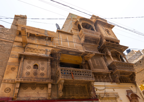 Old haveli balcony, Rajasthan, Jaisalmer, India