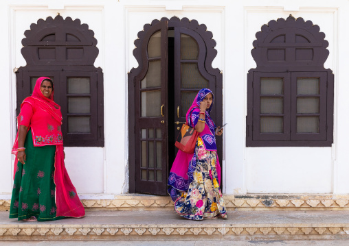 Indian women in Chittorgarh fort museum, Rajasthan, Chittorgarh, India