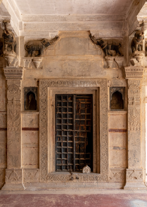 Stone elephant statues above a door in Taragarh fort, Rajasthan, Bundi, India