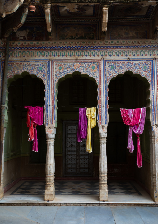 Old historic haveli arches, Rajasthan, Nawalgarh, India