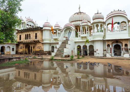 Hindu Gherka temple, Rajasthan, Nawalgarh, India