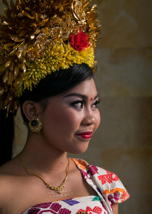 A Teenager Girl In Traditional  Costume  Before A Tooth Filing Ceremony