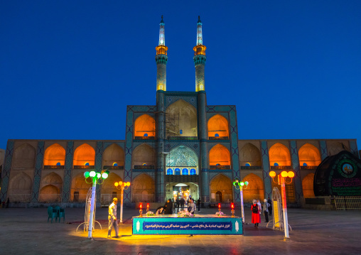 Ayatollah Khomeini memorial in front of the three-storey takieh part of the Amir chakhmaq complex, Yazd Province, Yazd, Iran