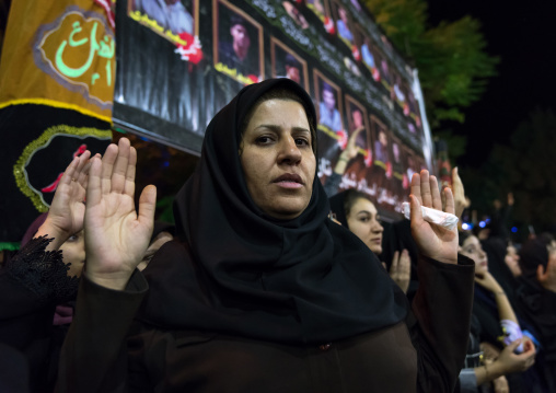 Iranian shiite muslim women during Muharram, Lorestan Province, Khorramabad, Iran