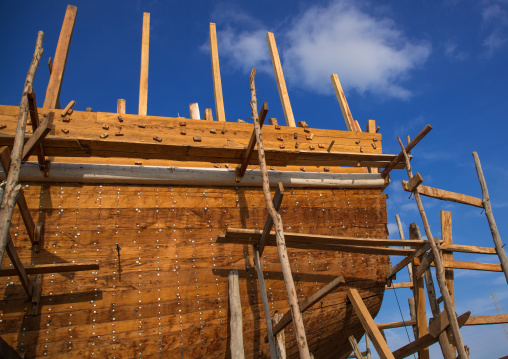 traditional ships called lenj being built, Qeshm Island, Salakh, Iran