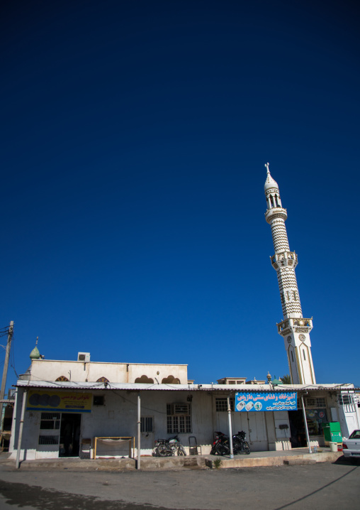 mosque in the old town, Hormozgan, Bandar-e Kong, Iran