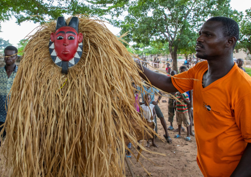 Goli sacred mask in Baule tribe during a ceremony, Région des Lacs, Bomizanbo, Ivory Coast