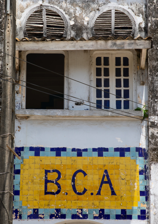 Old french colonial building formerly the Banque Centrale Africaine in the UNESCO world heritage area, Sud-Comoé, Grand-Bassam, Ivory Coast