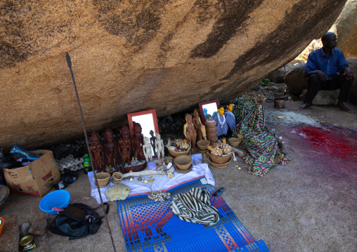 Senufo animist sanctuary where animal sacrifices are made, Savanes district, Shienlow, Ivory Coast