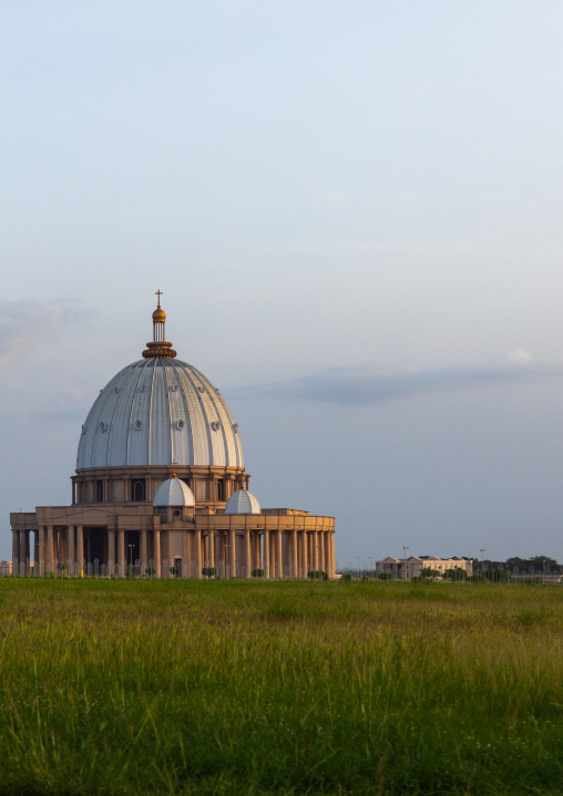 Our lady of peace basilica christian cathedral built by Félix Houphouët-Boigny, Région des Lacs, Yamoussoukro, Ivory Coast