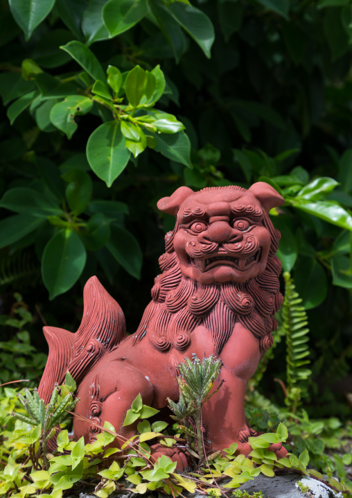 Shisa lion statue to protect the house from the bad spirits, Yaeyama Islands, Taketomi island, Japan