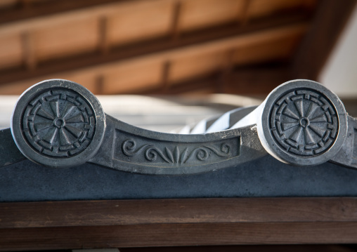 Roof tile in Kokoen garden, Hypgo Prefecture, Himeji, Japan