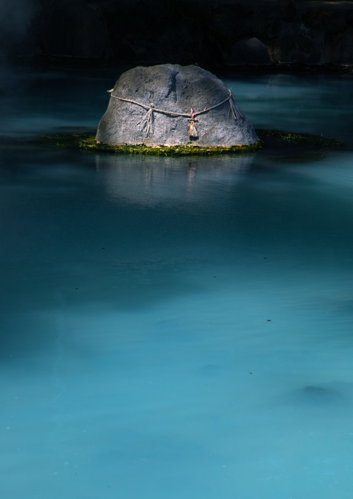 Pond with turquoise color in Kamado jigoku cooking pot hell, Oita Prefecture, Beppu, Japan