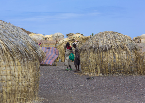 Grass huts in el molo tribe village, Turkana lake, Loiyangalani, Kenya