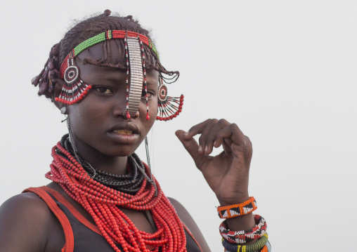 Dassanech tribe younf woman, Turkana lake, Loiyangalani, Kenya