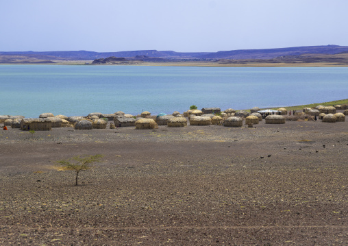 Grass huts in el molo tribe village, Turkana lake, Loiyangalani, Kenya