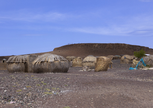 Grass huts in el molo tribe village, Turkana lake, Loiyangalani, Kenya