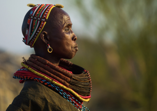 Rendille tribe woman wearing a mpooro Engorio necklace, Rift Valley Province, Turkana lake, Kenya