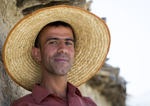 Kurdish Sheperd, Azaban, Kurdistan, Iraq