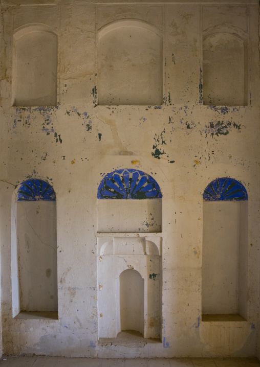 Ottoman Painted Ornamentation In A Divan Inside The Erbil Citadel, Kurdistan, Iraq