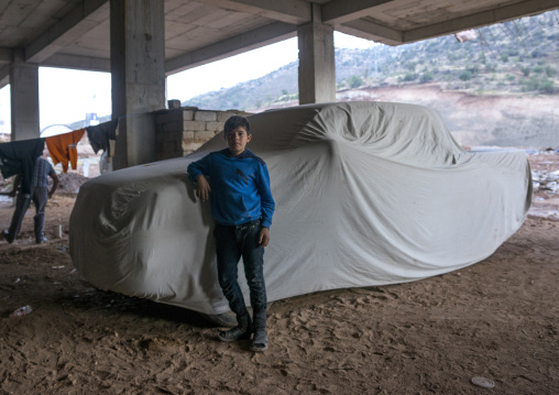 Yezidi Refugees Displaced From Sinjar Living In An Under Construction Building, Duhok, Kurdistan, Iraq