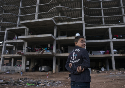 Yazidi Refugees From Sinjar Living In An Under Construction Building, Duhok, Kurdistan, Iraq