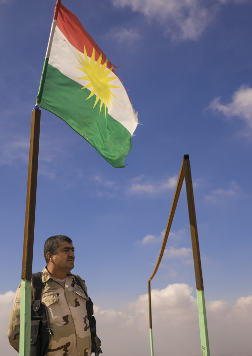 Kurdish Peshmerga On The Frontline, Duhok, Kurdistan, Iraq