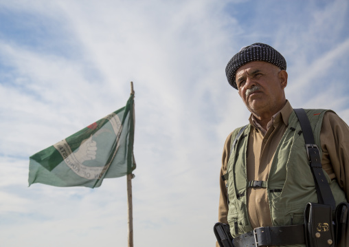 Kurdish Peshmergas On The Frontline, Kirkuk, Kurdistan, Iraq