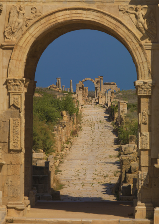 The via trionfale in leptis magna, Tripolitania, Khoms, Libya