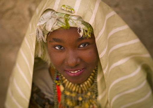 Tuareg girl in traditional clothing, Tripolitania, Ghadames, Libya