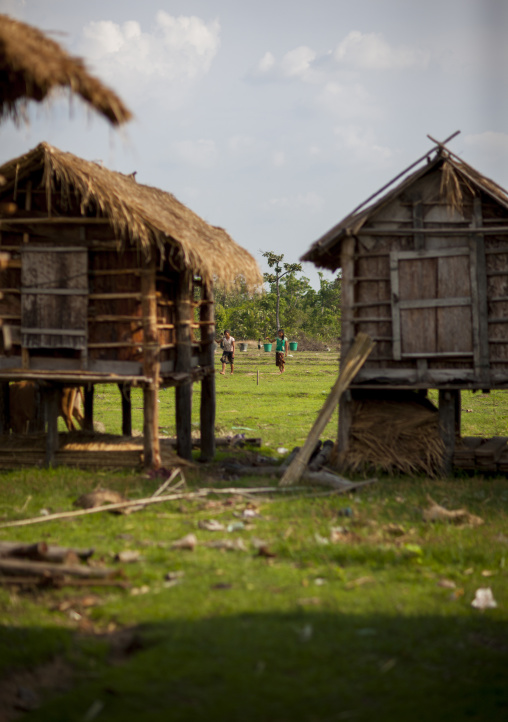 Bru minority houses, Phonsaad, Laos