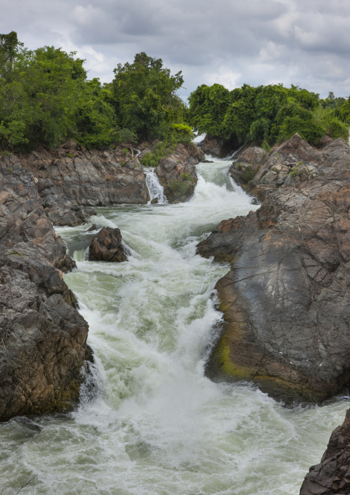 Li phi waterfall, Don khong island, Laos