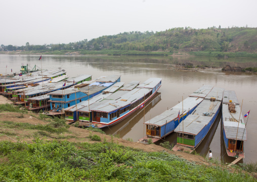 Border on the mekong river between laos and thailand, Houei xay, Laos