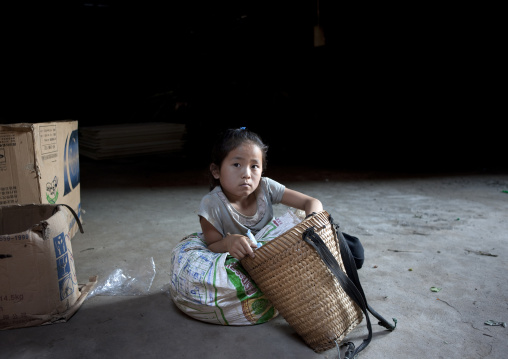 Kid in market, Luang prabang, Laos