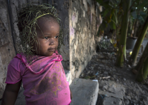 Little Kid With Grass Crown, Ilha de Mocambique, Nampula Province, Mozambique