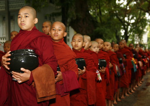 Monks Luncht At Mahagandayon Monastery In Amarapura, Myanmar