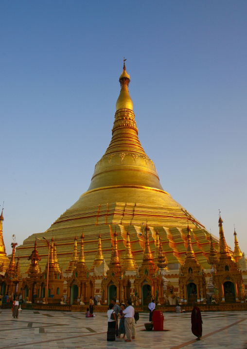 Shwedagon Pagoda, Rangoon, Myanmar