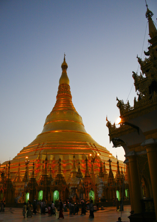 Shwedagon Pagoda, Rangoon, Myanmar